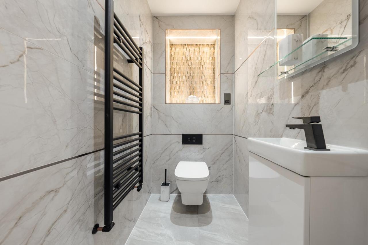 Brand New London Luxury House - Sleeps 8 Vila Exterior foto