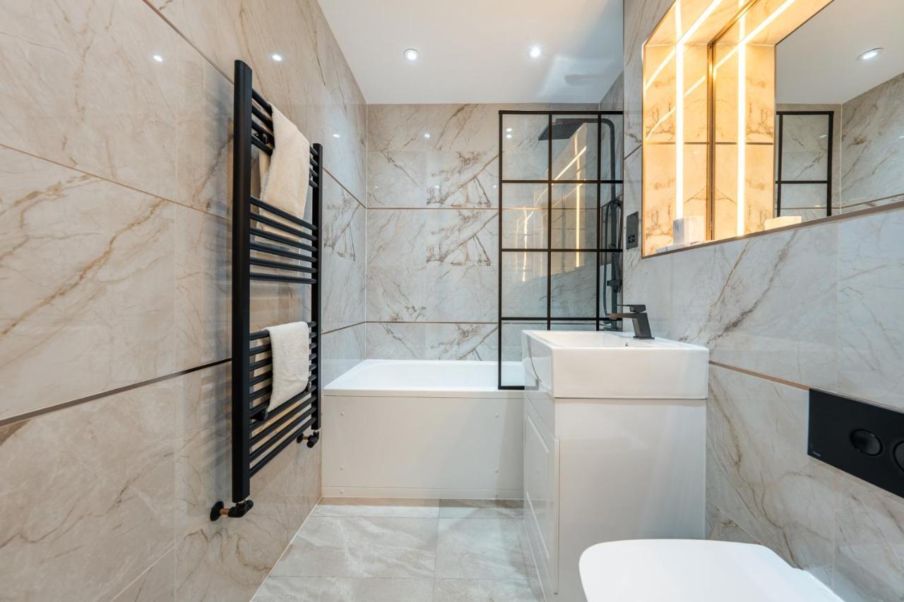 Brand New London Luxury House - Sleeps 8 Vila Exterior foto