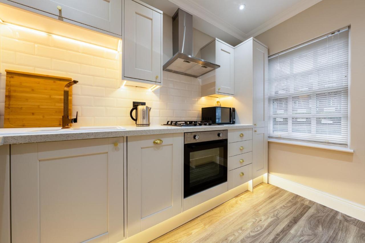 Brand New London Luxury House - Sleeps 8 Vila Exterior foto
